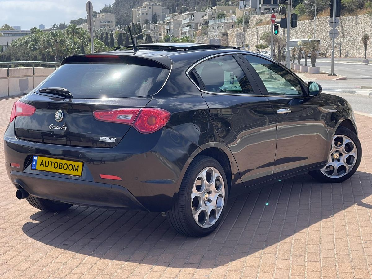 Alfa Romeo Giulietta 2nd hand, 2014, private hand