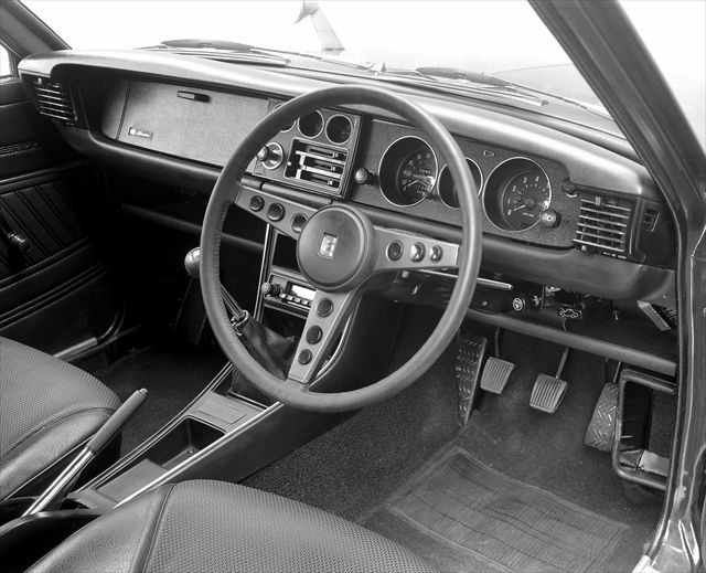 Toyota Sprinter Trueno 1972. Dashboard. Coupe, 1 generation