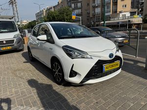 Toyota Yaris, 2020, photo