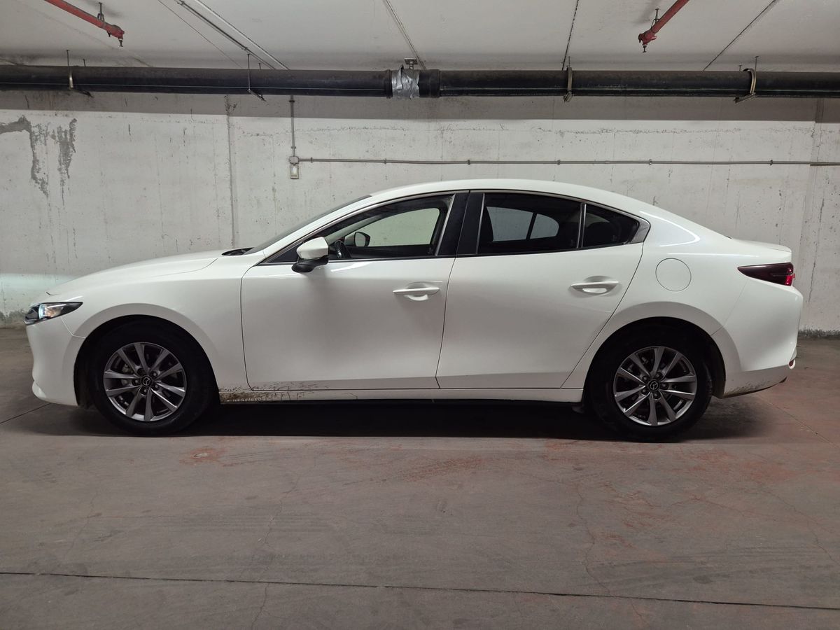 Mazda 3 2nd hand, 2021, private hand