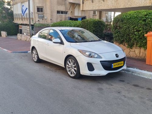Mazda 3, 2013, photo
