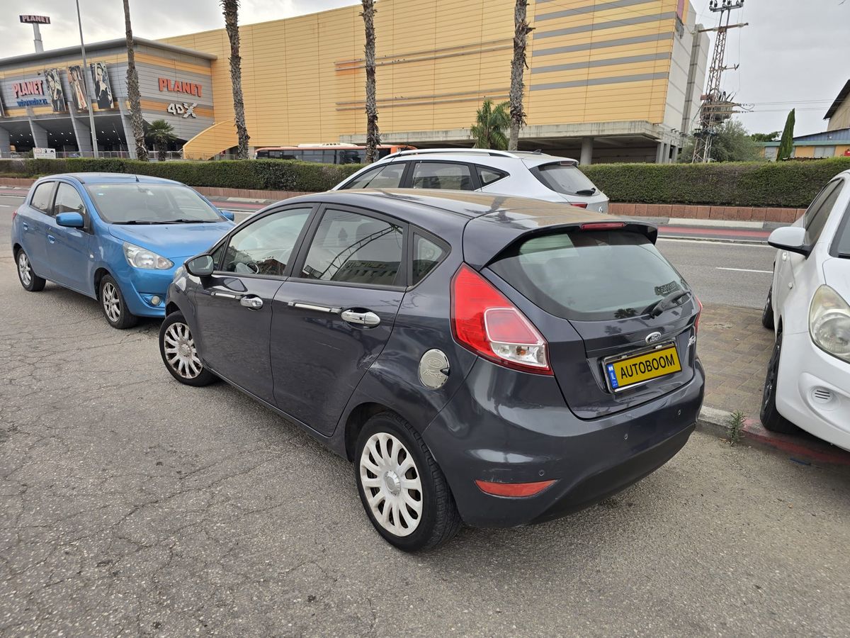 Ford Fiesta 2ème main, 2013
