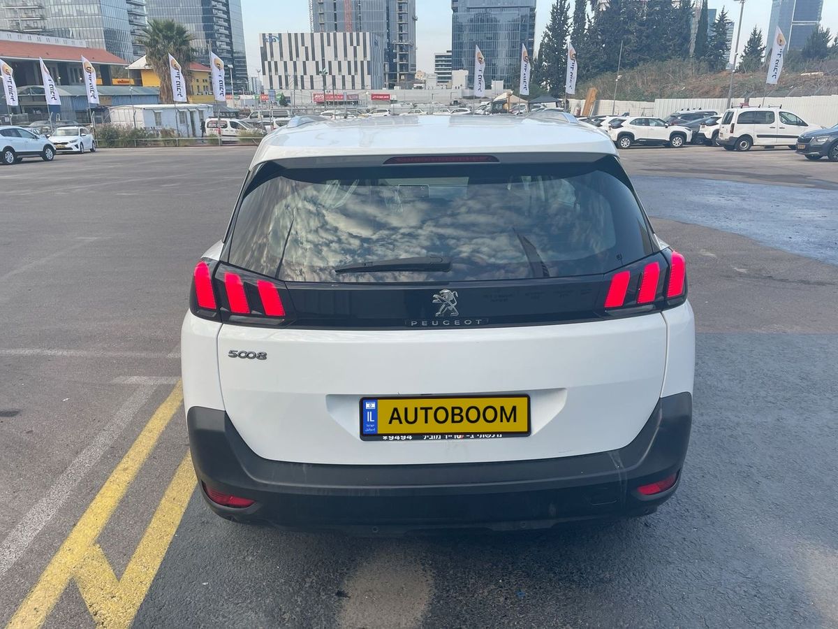 Peugeot 5008 2nd hand, 2020, private hand