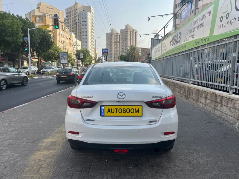מאזדה 2 יד 2 רכב, 2019