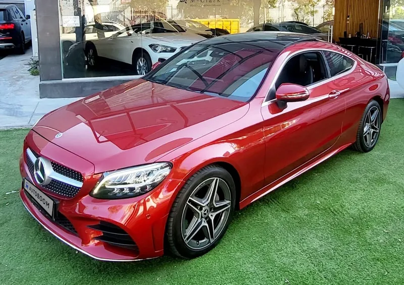 Mercedes C-Class 2nd hand, 2019, private hand