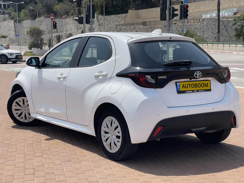 Toyota Yaris 2nd hand, 2023, private hand