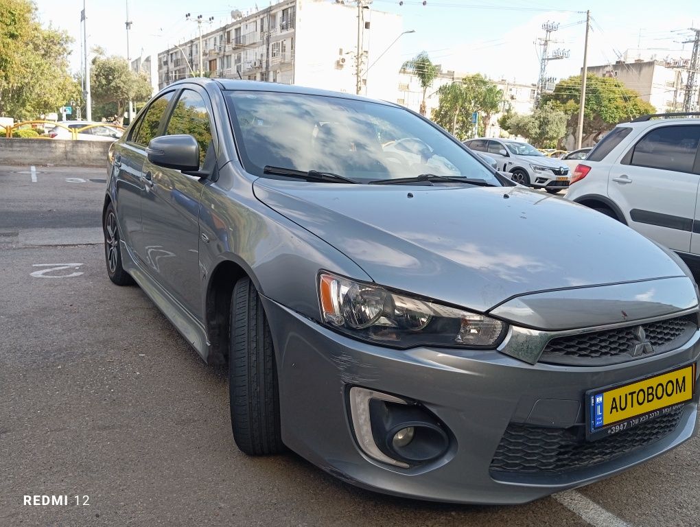 מיצובישי לנסר יד 2 רכב, 2016, פרטי