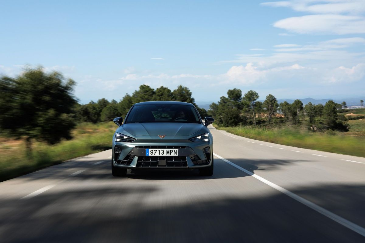 Cupra Leon 2024. Кузов, экстерьер. Хэтчбек 5 дв., 1 поколение, рестайлинг 1