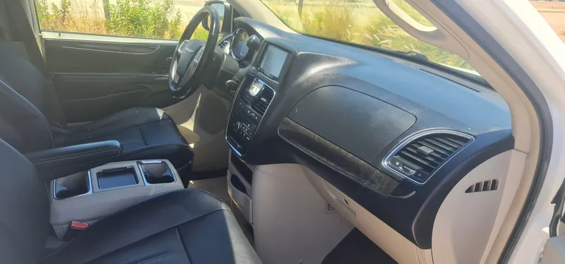 Chrysler Grand Voyager с пробегом, 2014, частная рука