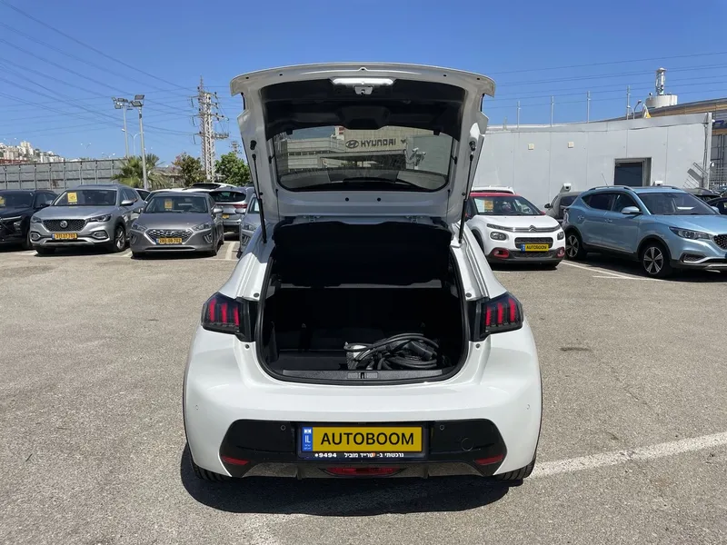 Peugeot 208 2ème main, 2022, main privée