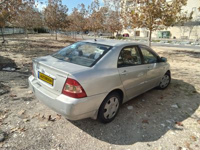 Toyota Corolla 2nd hand, 2005, private hand