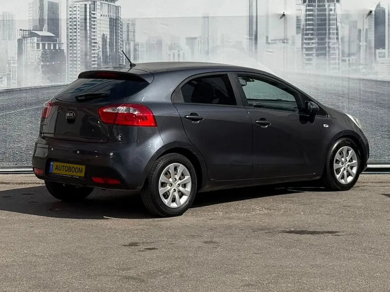 Kia Rio 2nd hand, 2013, private