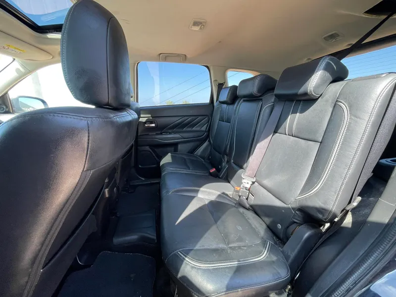 Mitsubishi Outlander 2nd hand, 2017, private hand
