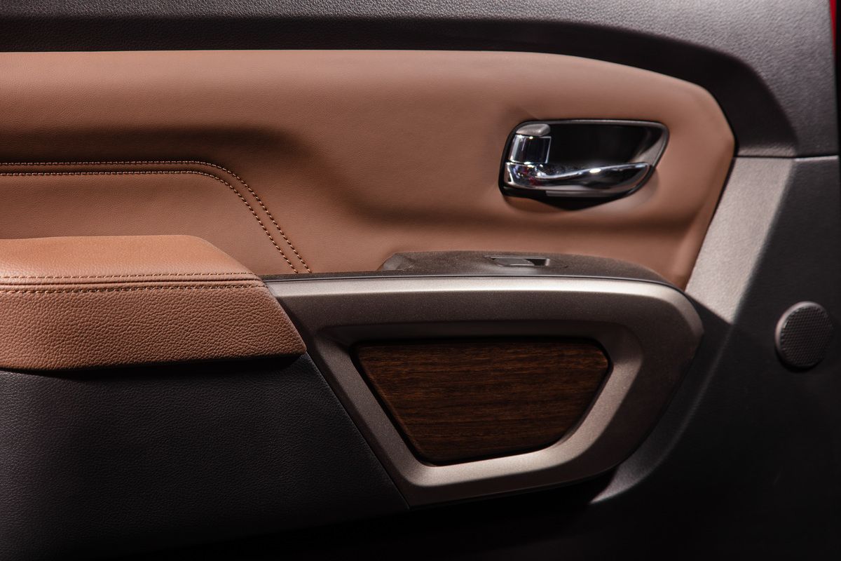 Nissan Titan 2019. Interior detail. Pickup double-cab, 2 generation, restyling