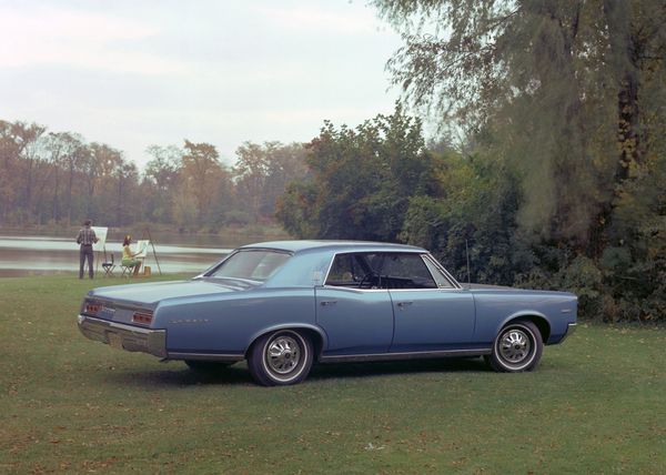 Pontiac LeMans 1964. Carrosserie, extérieur. Berline sans pilier central, 2 génération