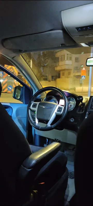 קרייזלר גרנד וויאג'ר יד 2 רכב, 2014, פרטי
