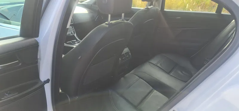 Jaguar XE 2ème main, 2016, main privée