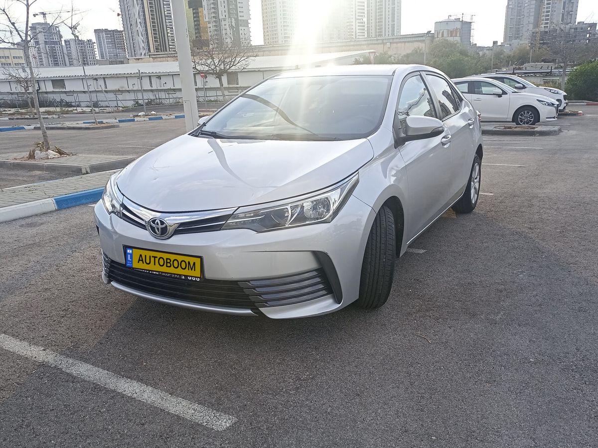 Toyota Corolla 2nd hand, 2016, private hand