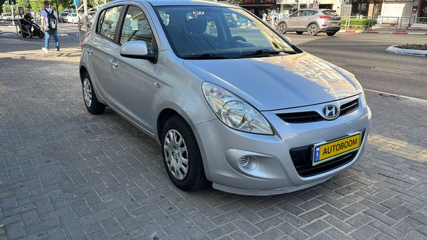 Hyundai i20 2ème main, 2011, main privée