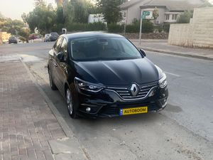 Renault Megane, 2017, photo