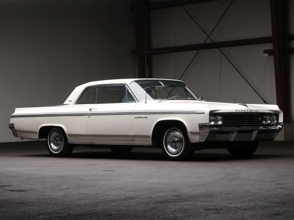 Oldsmobile Eighty Eight 1961. Bodywork, Exterior. Coupe Hardtop, 5 generation