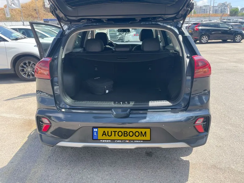 Kia Niro с пробегом, 2022