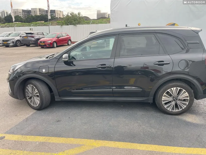 Kia Niro Plus с пробегом, 2023
