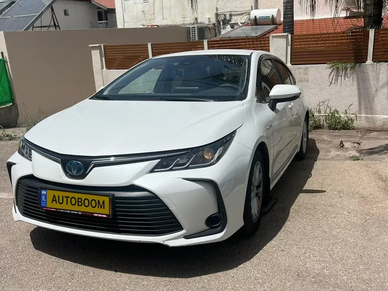 Toyota Corolla 2nd hand, 2021, private hand