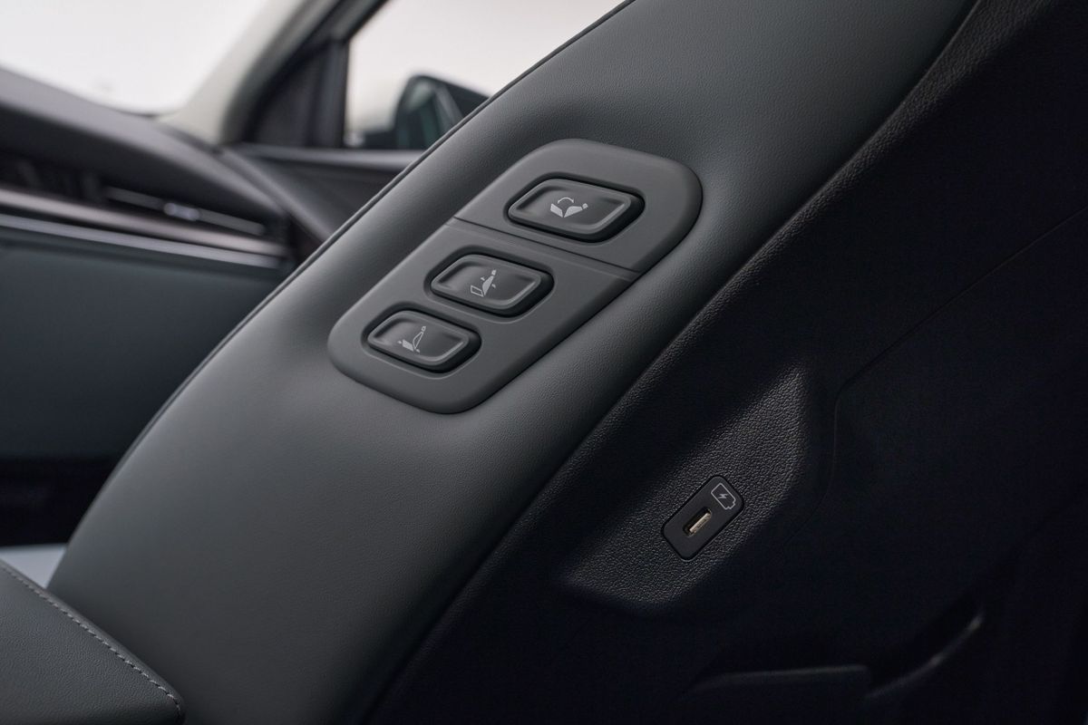 Kia Niro. Деталь салона.