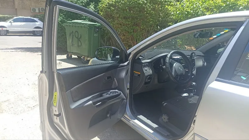 Kia Rio 2nd hand, 2010, private hand