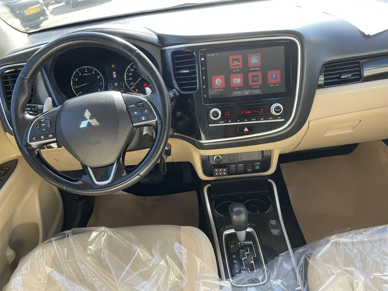Mitsubishi Outlander с пробегом, 2020
