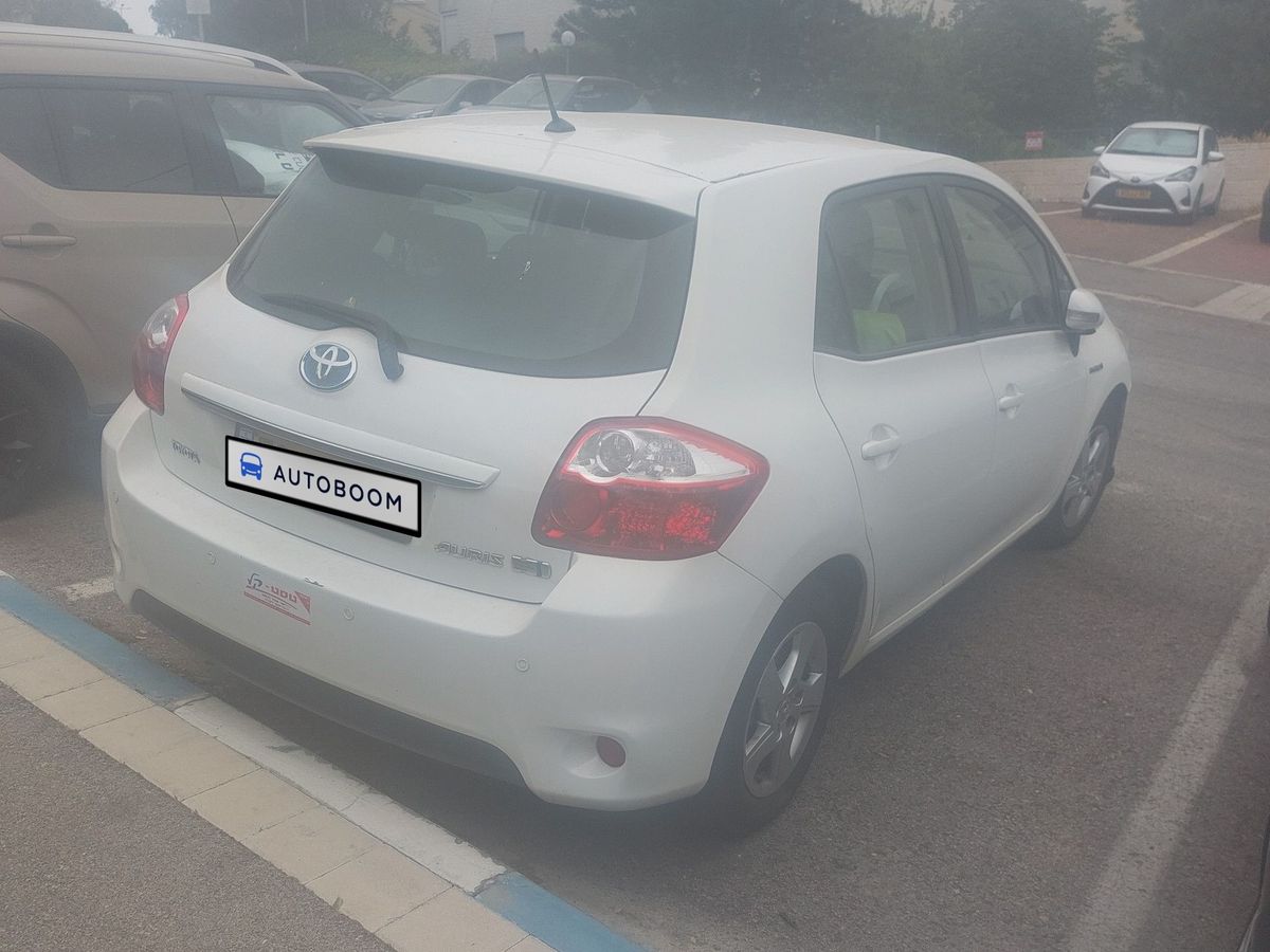 Toyota Auris с пробегом, 2012, частная рука