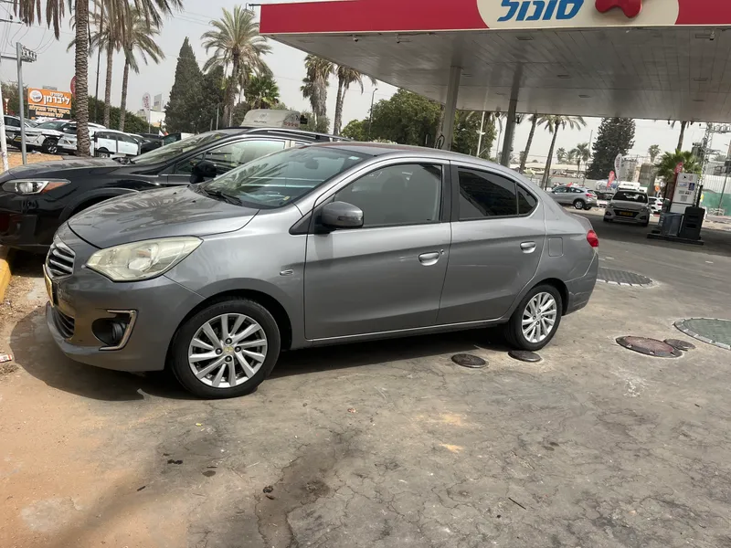 Mitsubishi Attrage 2ème main, 2016, main privée