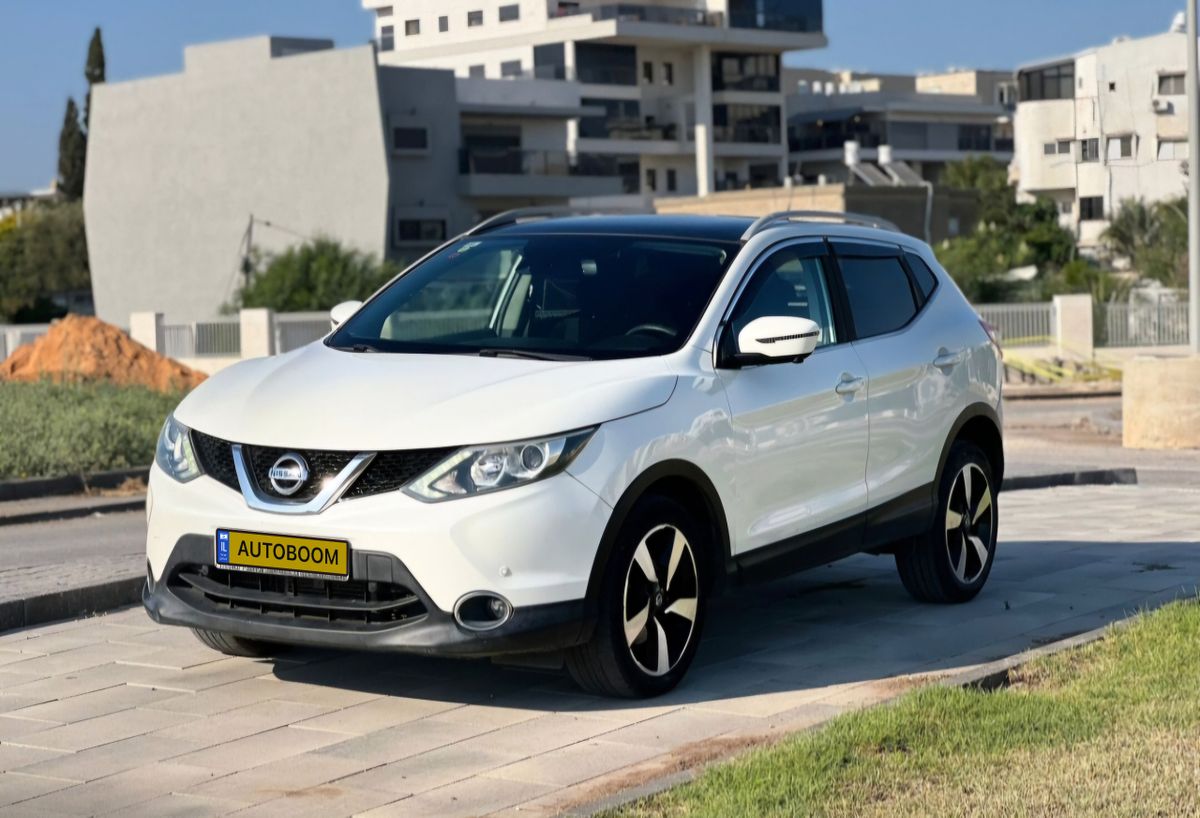 Nissan Qashqai с пробегом, 2015
