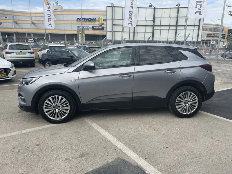 Opel Grandland 2nd hand, 2020, private hand