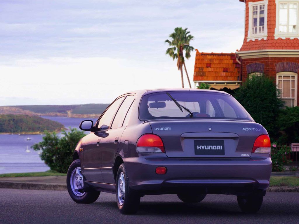 Hyundai Accent 1994. Carrosserie, extérieur. Hatchback 5-portes, 1 génération