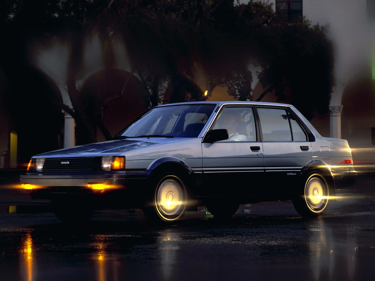 Тойота Королла 1983. Кузов, экстерьер. Седан, 5 поколение
