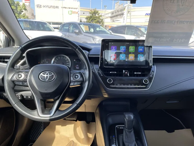 Toyota Corolla 2nd hand, 2020