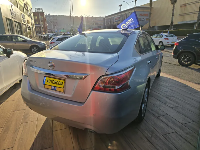 ניסאן אלטימה יד 2 רכב, 2015