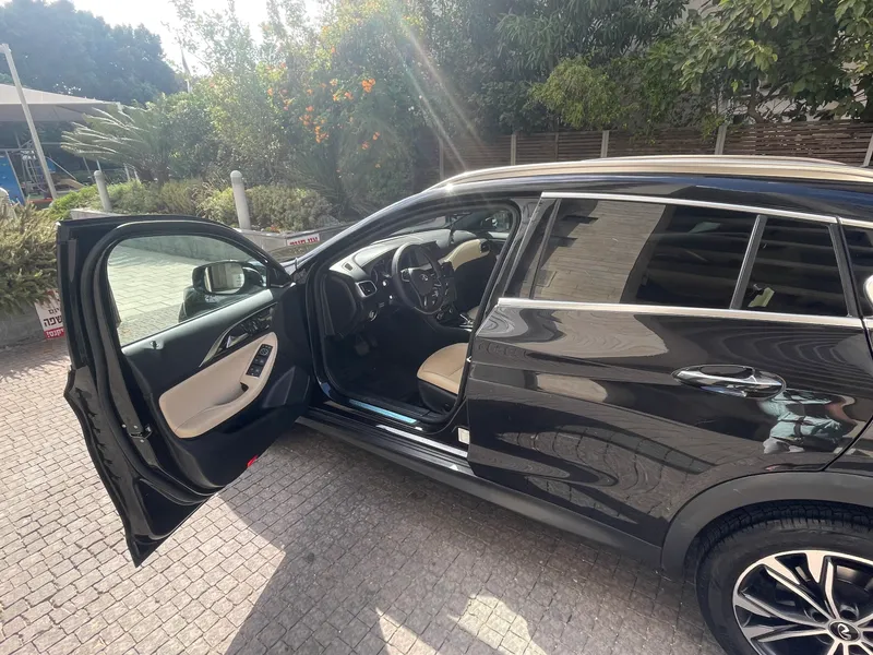 Infiniti QX30 2nd hand, 2019, private hand