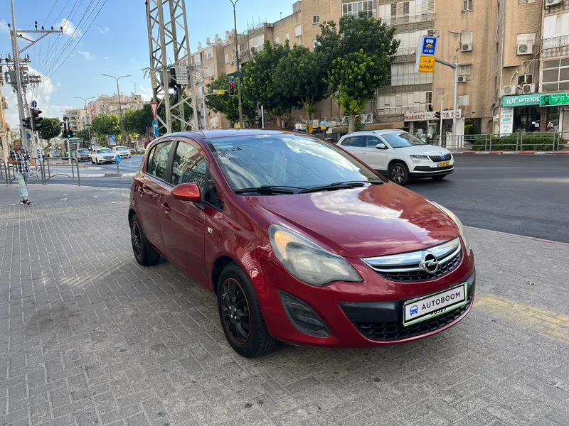 אופל קורסה יד 2 רכב, 2014