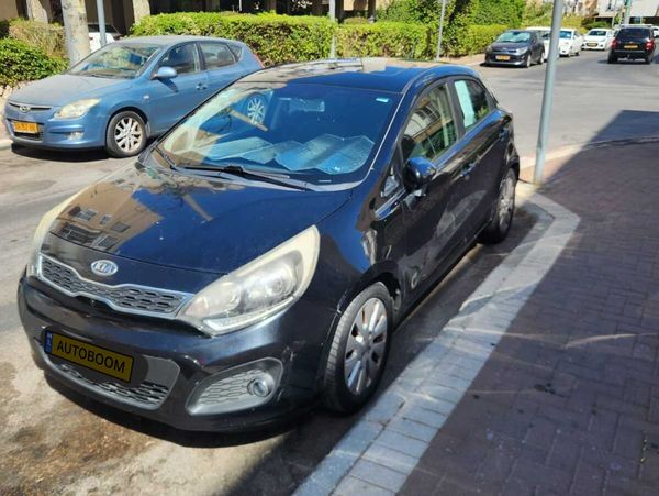 Kia Rio с пробегом, 2012, частная рука