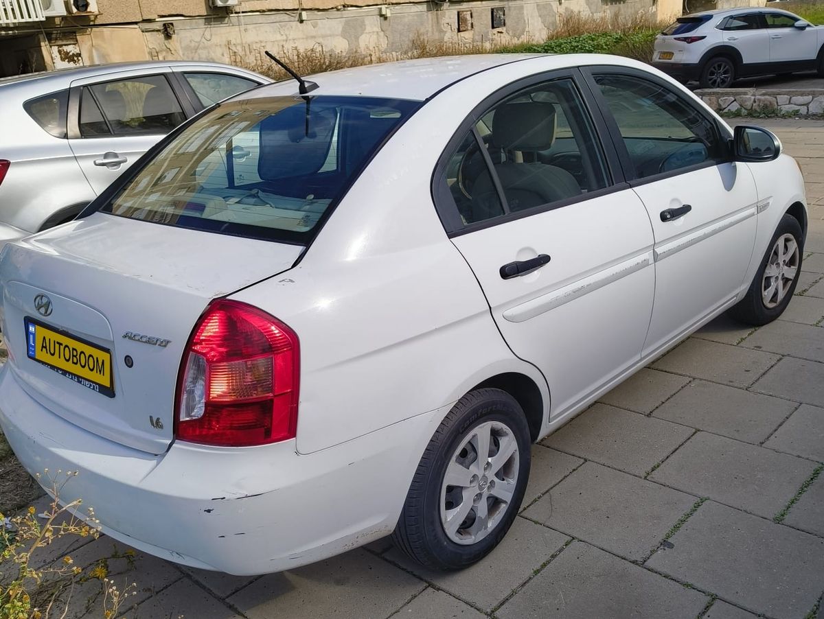 Hyundai Accent 2ème main, 2009, main privée