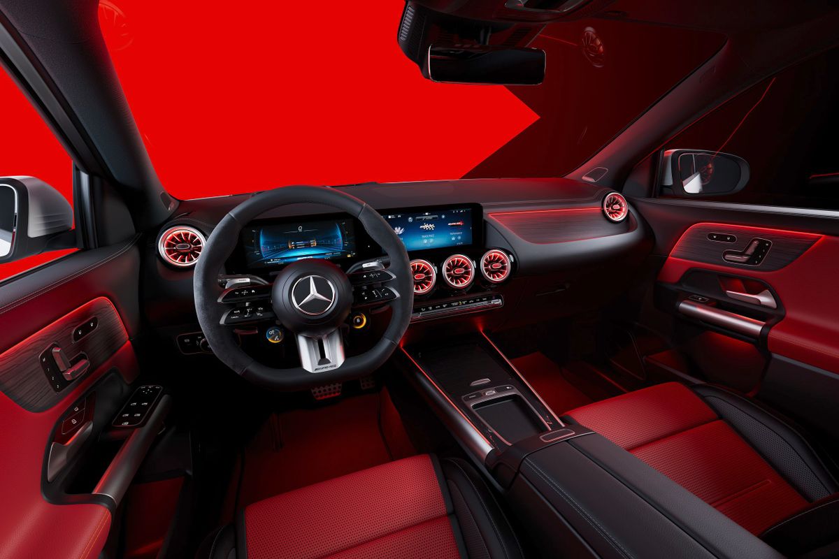 Mercedes GLA AMG 2023. Front seats. SUV 5-doors, 2 generation, restyling