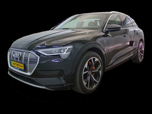 Audi Q8 e-tron, 2022, фото