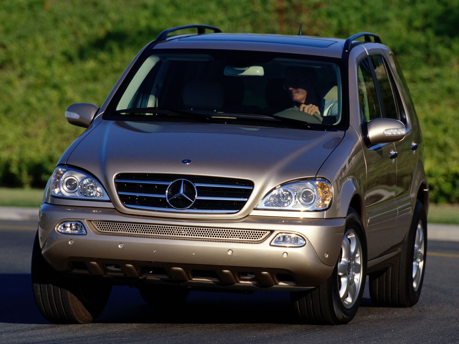 Ml. Mercedes-Benz m-class w163. Mercedes Benz ml 500. Mercedes Benz ml350 163. Мерседес Бенц мл 500.