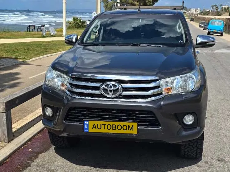 Toyota Hilux с пробегом, 2017, частная рука
