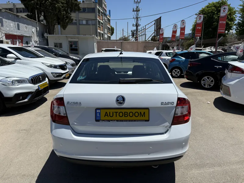 Skoda Rapid с пробегом, 2018