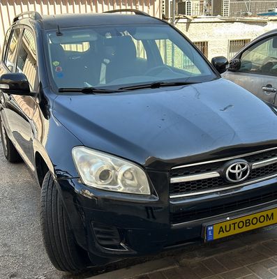 Toyota RAV4 2nd hand, 2009, private hand