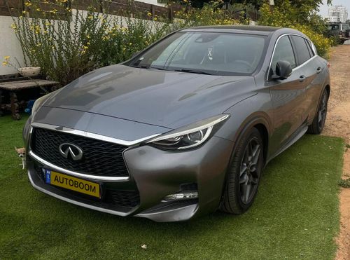 Infiniti Q30, 2017, photo